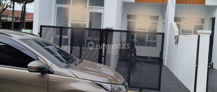 Dijual Rumah baru di Harapan Indah Bekasi Ada 2 unit gandeng, boleh 1 unit saja 1