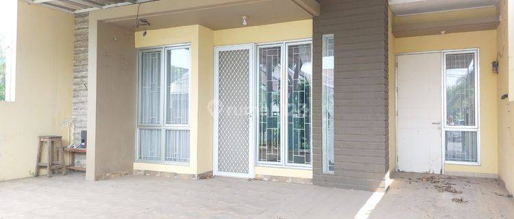 Di Jual Cepat Rumah Bagus di Ifolia Harapan Indah Bekasi Barat 1