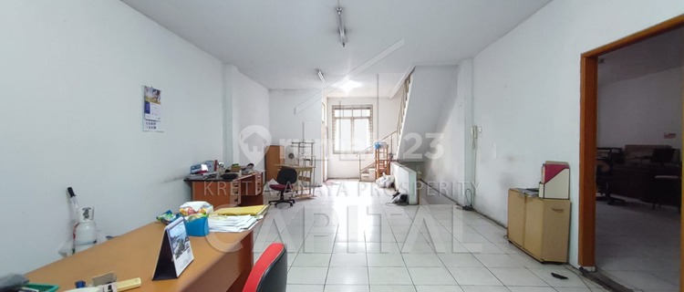 2 Strategically Located Shophouses in Cihampelas, Bandung 1