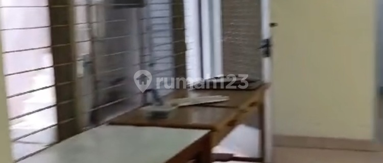 Rumah 1 1/2 Lantai Duri Kepa Hadap Selatan 1