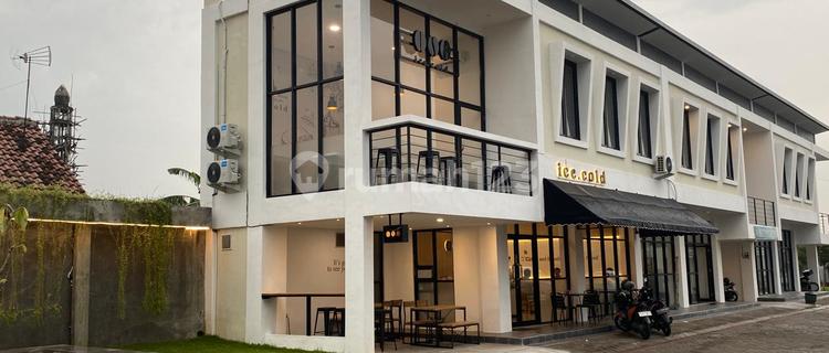 Shop House Suitable for Residence, Office & Business Place Jombang 1