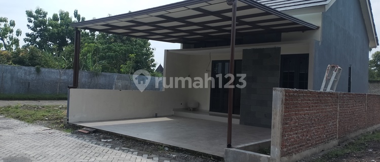 Rumah Siap Huni Jombang 1