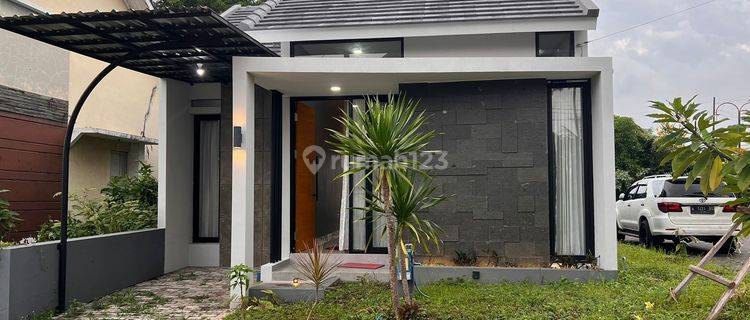 Rumah Suhat Akordion Posisi Hook Minimalis Bagus Siap Huni 1