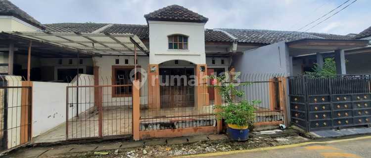 RUMAH DI LOKASI STRATEGIS DI CIKARANG BARU  KOTA JABABEKA DI CLUSTER KANCIL DEKAT DENGAN BERBAGAI FASILITAS PUBLIK  1