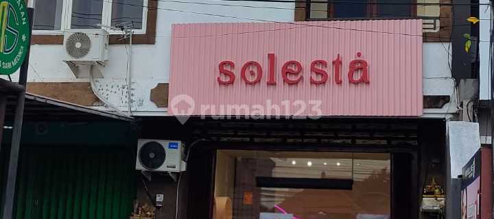 Two-Story Shop House in the City Center Suitable for Business 1