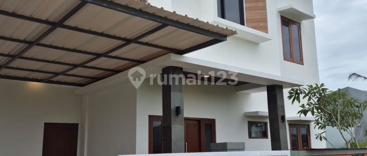 2-Story Semi-Furnished Flood-Free House in Renon 1