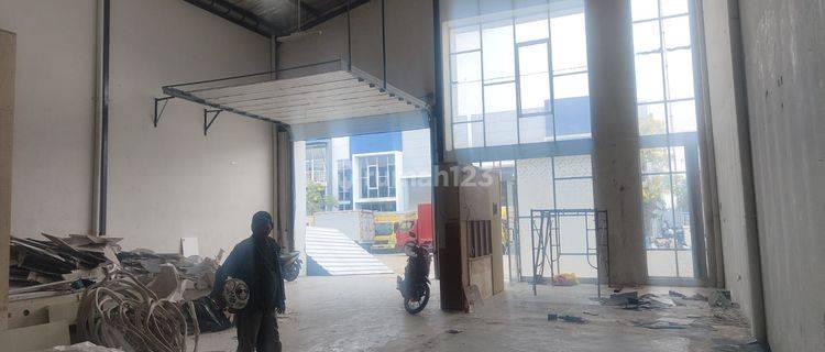 Disewakan Gudang di Bizpark 3, Kranji Bekasi. 1