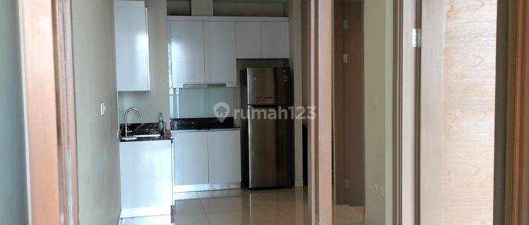 Taman Anggrek Residences condo 1br jual murah semi furnish  1