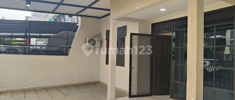 Semi-furnished 2-Story House in Taman Permata Buana 1