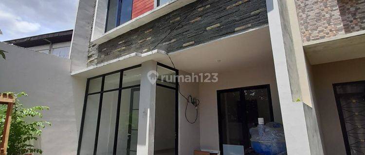 Rumah Baru 2 Lantai Dalam Perumahan Pondok Gede Bekasi Kota 1