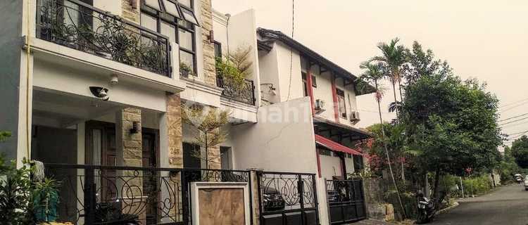 For Sale Inexpensive Luxury Move-in Ready House in Cinere Depok Complex 1