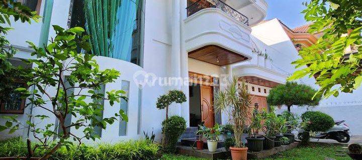  Dijual Rumah Mewah Siap Huni Ada Kolam Renang di Pondok Kelapa 1