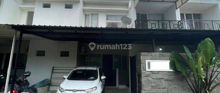 Rumah 2 Lantai Di De Casa Residence Surabaya Barat 1