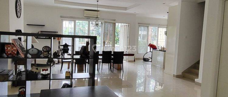 Rumah 2 Lantai Green Permata Jaksel Siap Huni 1