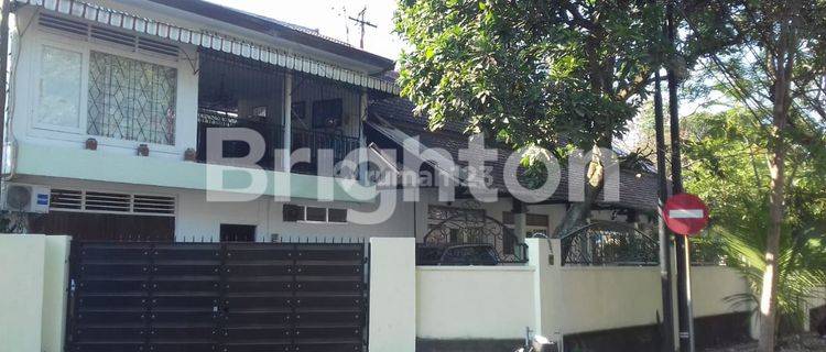 rumah murah pusat kota area dekat jl ijen  Malang 1