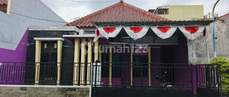 Ready-to-Occupy Asri House, Peruk, Tirtomadu, Blitar 1