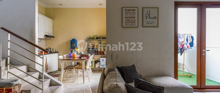 Rumah Siap Huni di Clover Hills Residence Tangerang Strategis 1