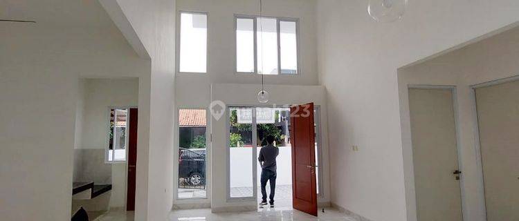 Rumah Sangat Bagus, Minimalis di Metland Puri, Siap Huni, Nego 1