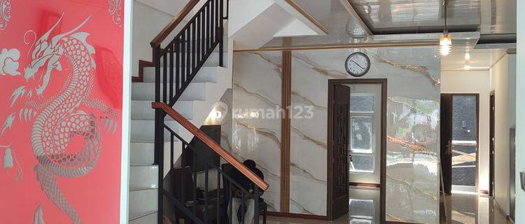 Rumah Mewah Full Furnish Tinggal Bawa Koper Saja, Nego 1