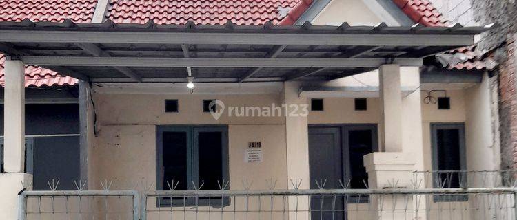 Rumah Disewakan Di Taman Sentosa Dekat Lippo Cikarang Bekasi  1