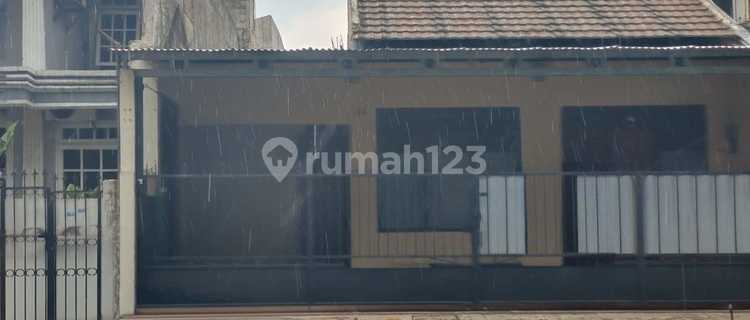 Dijual rumah di pinggir jalan utama Bintaro Sektor 1 Tangsel 1