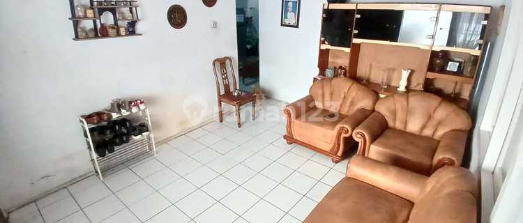 Dijual rumah hook di daerah Tebet Dalam Jakarta Selatan 1