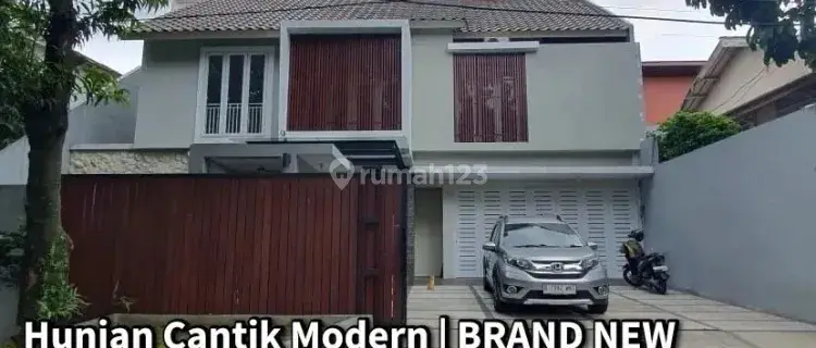 TURUN HARGA
RUMAH BARU DALAM KOMPLEK, SIAP HUNI, AREA STRATEGIS DI BINTARO JAYA 1