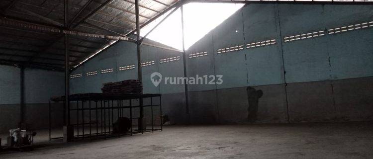 Dijual Gudang Luas Dan Strategis di Cibolerang Bandung 1