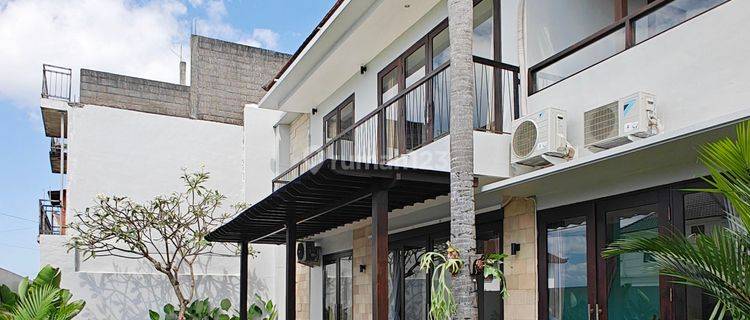 House with views of rice fields and beach 1