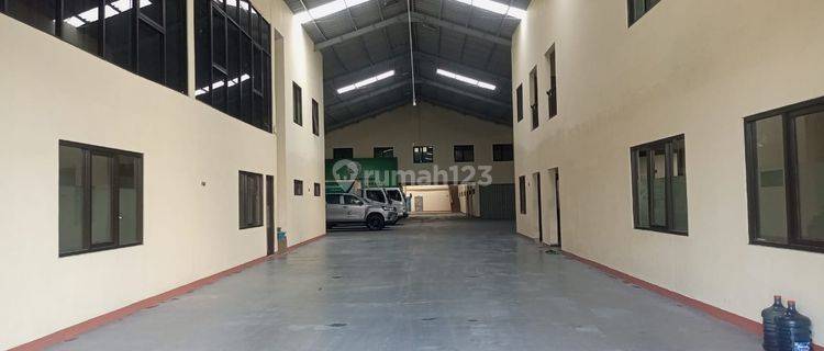 Gudang Kantor Strategis 1.420 M2 SHM di Soreang 1