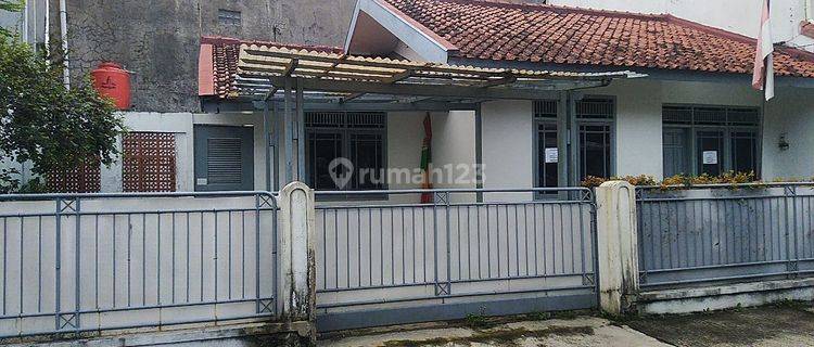 Rumah dikontrakkan asri fan terawat di arcamanik endah perluasan  1