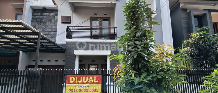 Rumah Terawat Bangunan Minimalis Di Buahbatu Regency 1