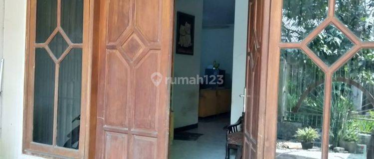 Rumah Darmo Permai Utara Masih Bagus Akses Mudah Surabaya Barat 1