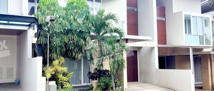 Disewakan Rumah Mewah Modern Semi Furnished Di Ijen Nirwana 1