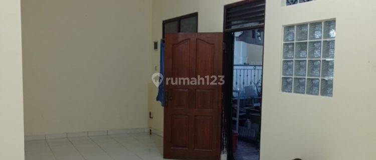 Disewakan Rumah Gunung Sahari 2 lantai Rp 59 jt/ th Rumah 2 Lantai SHM Bagus 1