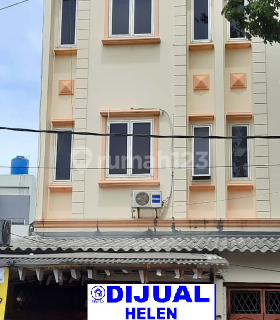 4-Story Shop House Near Market in Tanjung Duren 1