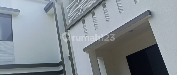 For Rent Rumah Telaga Golf Bsd Rapi Luas Siap Huni 1