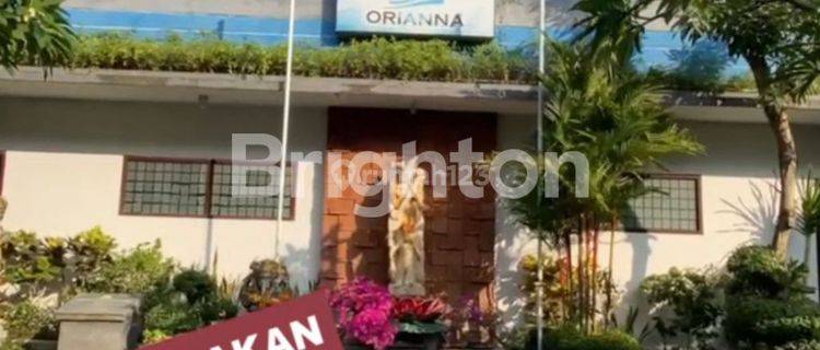 2 STORY BUILDING WITH A SPACIOUS YARD MOUNT SALAK KROBOKAN 1