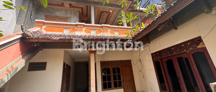 Langka! Rumah 500 Meter dari Pantai Batubelig – Lokasi Emas di Seminyak Bali 1