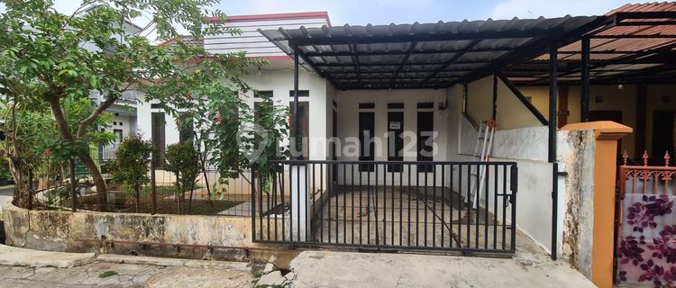 Rumah Hoek Bagus Di Graha Raya Bintaro 1