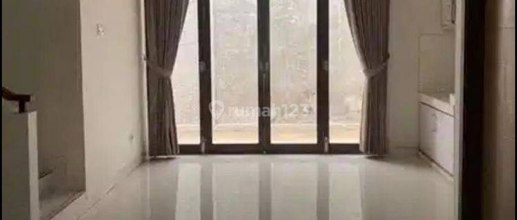 Disewakan Rumah Di Cluster Premium Discovery Bintaro Jaya  1