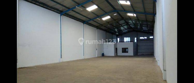 Gudang 1 Lantai Disewakan di Bsd, 600 Sqm 1