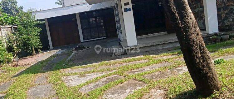 Rumah Luas Di Kota Blitar 1