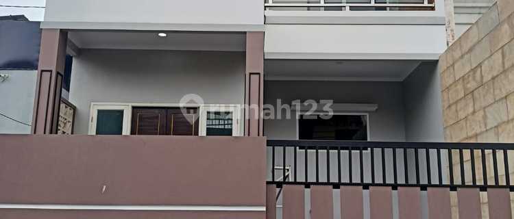 New House in Joglo, West Jakarta 1