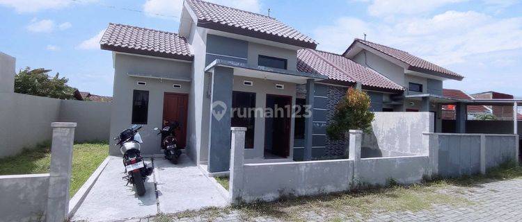 Rumah Baru Cluster Ready/Pesan Bangun Dekat RSDO Solobaru 1