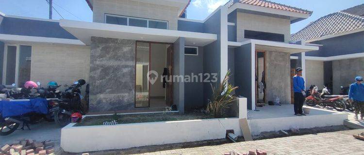 Cluster Rumah Baru Modern Minimalis Pesan Bangun 1