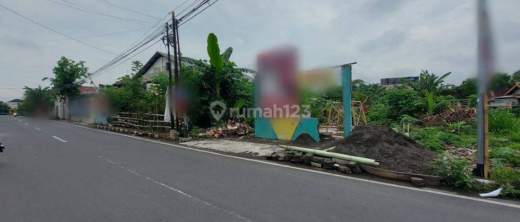 Tanah Pekarangan Strategis Cocok Untuk Hunian Dan Usaha 1