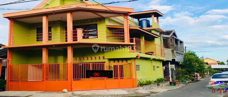 Kontrakan Rumah 2Lt Strategis Dekat Jln Raya Dan GOR Manahan 1