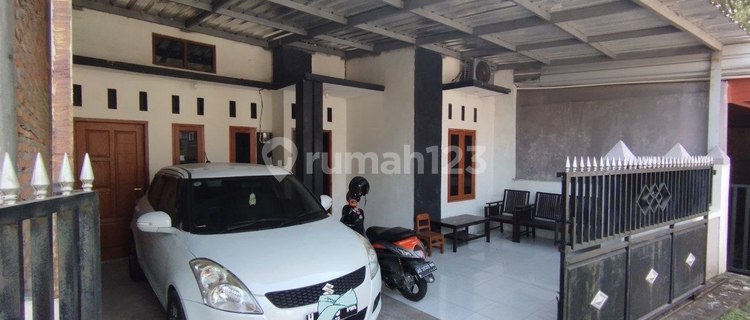 Beautiful Well-Maintained Modern Mini Cluster House Semi Furnished 1