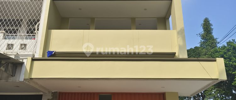 3-Story Shop House in Sakura Regency, Jatiasih, Bekasi 1